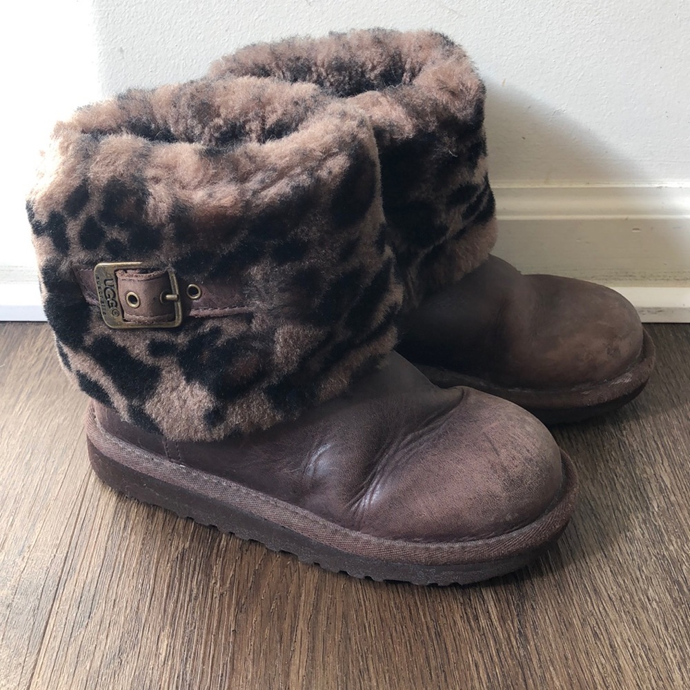 UGG kids leopard boots sz13